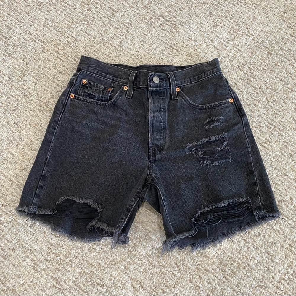 Levi's 501 100% Cotton Casual Distressed Button fly Mid-Thigh Gray Denim Shorts